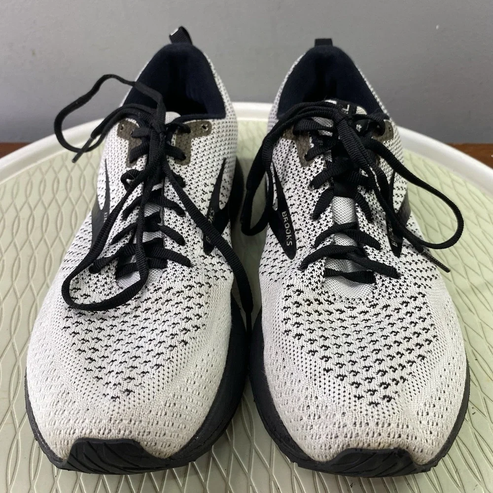 Brooks Womens Revel 4 White&Black Running Sneakers Athletic Shoes‎ Sz. 10